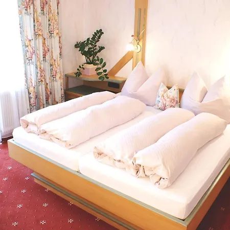 Central 4* Pertisau
